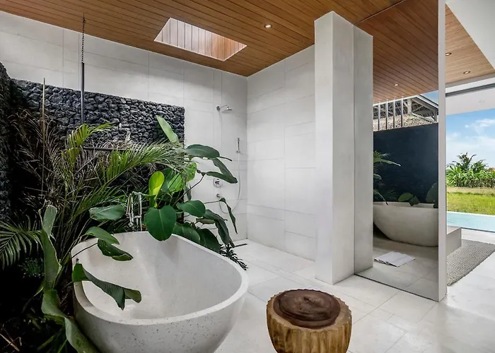 Villa Maria - Serene 1br Pool With Views